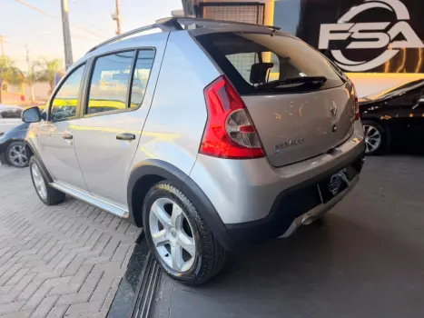 RENAULT Sandero 1.6 16V 4P FLEX STEPWAY, Foto 10