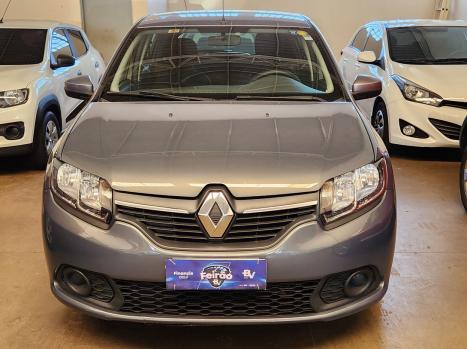 RENAULT Sandero , Foto 2