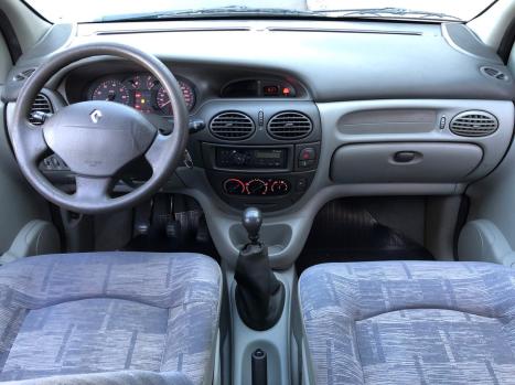 RENAULT Scenic 1.6 16V 4P RT, Foto 3 RENAULT Scenic 1.6 16V 4P RT, Foto 3