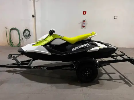 SEA DOO Spark 3Up 90HP, Foto 4