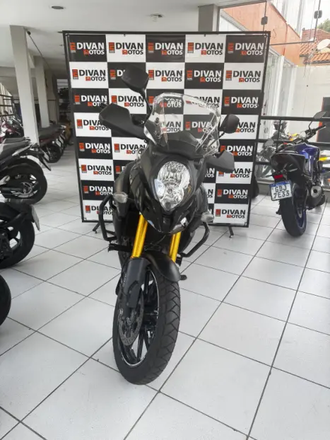 SUZUKI V-Strom DL 1000 A, Foto 6 SUZUKI V-Strom DL 1000 A, Foto 6
