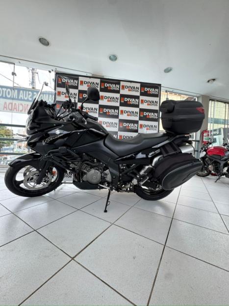 SUZUKI V-Strom DL 1000 , Foto 2