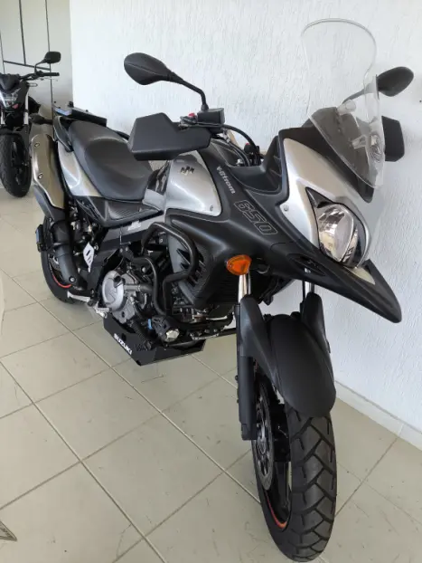 SUZUKI V-Strom DL 650 ABS, Foto 2 SUZUKI V-Strom DL 650 ABS, Foto 2