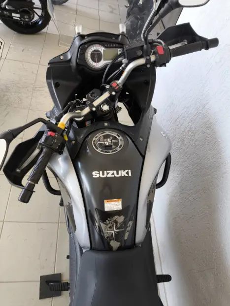 SUZUKI V-Strom DL 650 ABS, Foto 3 SUZUKI V-Strom DL 650 ABS, Foto 3