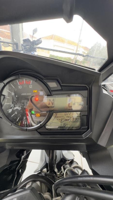 SUZUKI V-Strom DL 650 ABS, Foto 2