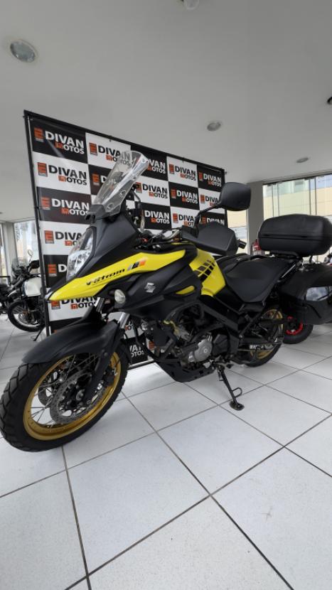 SUZUKI V-Strom DL 650 ABS, Foto 4