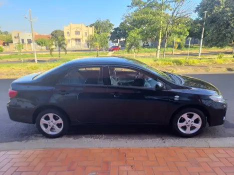 TOYOTA Corolla 1.8 16V 4P GLI FLEX AUTOMÁTICO, Foto 8 TOYOTA Corolla 1.8 16V 4P GLI FLEX AUTOMÁTICO, Foto 8
