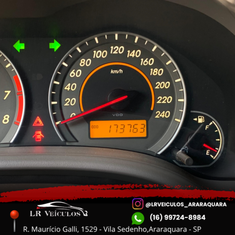 TOYOTA Corolla 1.8 16V 4P XEI, Foto 6