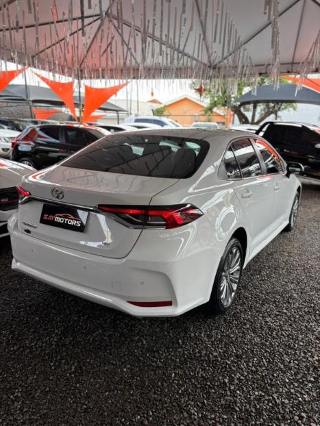 TOYOTA Corolla 2.0 16V 4P FLEX XEI DIRECT SHIFT AUTOMÁTICO CVT, Foto 8 TOYOTA Corolla 2.0 16V 4P FLEX XEI DIRECT SHIFT AUTOMÁTICO CVT, Foto 8