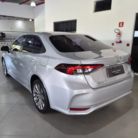 TOYOTA Corolla 2.0 16V 4P FLEX XEI DIRECT SHIFT AUTOM�TICO CVT, Foto 4