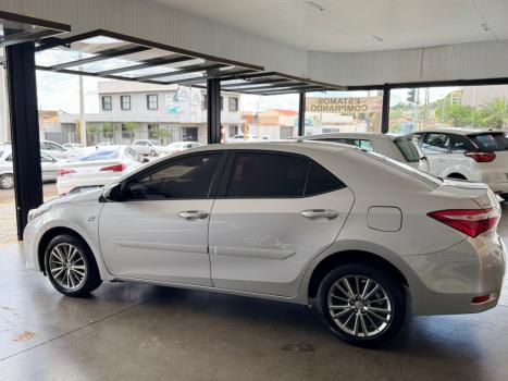 TOYOTA Corolla 2.0 16V 4P FLEX XEI DIRECT SHIFT AUTOM�TICO CVT, Foto 8