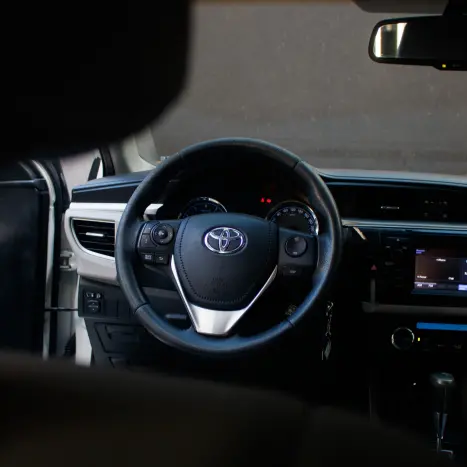 TOYOTA Corolla 2.0 16V 4P FLEX XEI DIRECT SHIFT AUTOM�TICO CVT, Foto 7