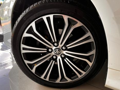 TOYOTA Corolla 2.0 16V 4P FLEX XEI DIRECT SHIFT AUTOM�TICO CVT, Foto 8