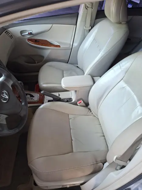 TOYOTA Corolla 2.0 16V 4P ALTIS FLEX AUTOM�TICO, Foto 9