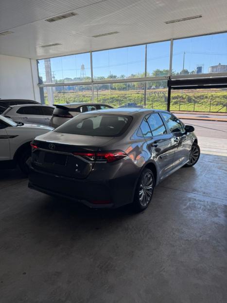 TOYOTA Corolla 2.0 16V 4P FLEX XEI DIRECT SHIFT AUTOM�TICO CVT, Foto 4
