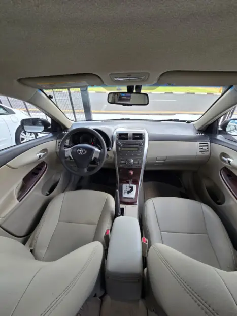 TOYOTA Corolla 2.0 16V 4P ALTIS FLEX AUTOMÁTICO, Foto 8
