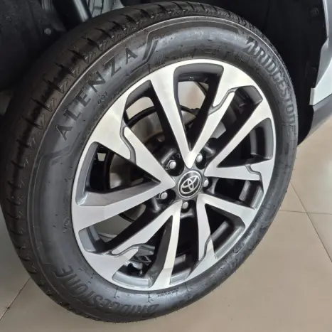 TOYOTA Corolla Cross 1.8 16V 4P FLEX VVT-I HYBRID XRV AUTOM�TICO CVT, Foto 13