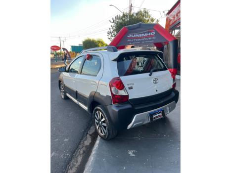 TOYOTA Etios Cross 1.5 16V 4P, Foto 9