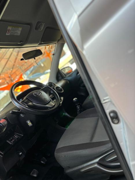 TOYOTA Etios Hatch 1.3 16V 4P FLEX X, Foto 11