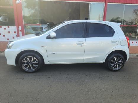 TOYOTA Etios Hatch 1.5 16V 4P FLEX XS AUTOMTICO, Foto 4