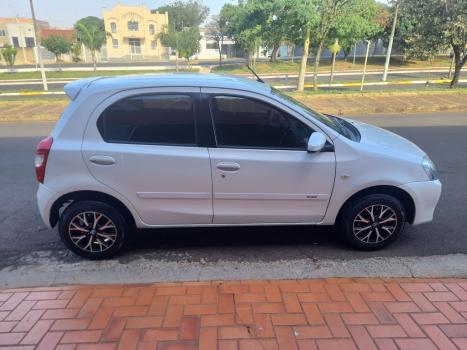 TOYOTA Etios Hatch 1.5 16V 4P FLEX XS AUTOMTICO, Foto 8
