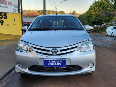 TOYOTA Etios Hatch 1.3 16V 4P FLEX X, Foto 5