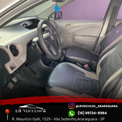 TOYOTA Etios Hatch 1.3 16V 4P FLEX, Foto 10