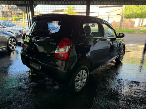 TOYOTA Etios Hatch 1.3 16V 4P FLEX X, Foto 10