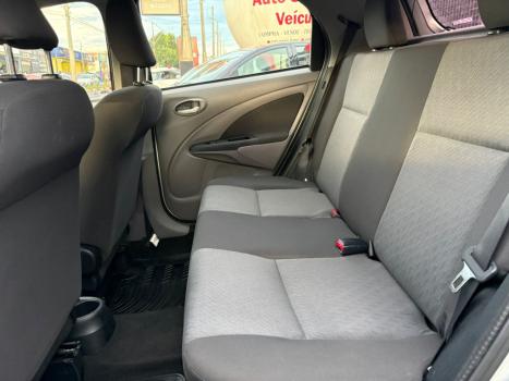 TOYOTA Etios Hatch 1.5 16V 4P FLEX XLS, Foto 12