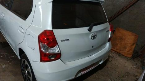 TOYOTA Etios Hatch 1.3 16V 4P FLEX EX, Foto 4
