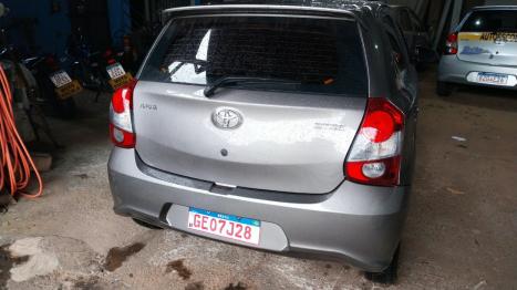 TOYOTA Etios Hatch 1.3 16V 4P FLEX EX, Foto 3