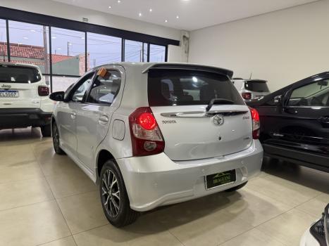 TOYOTA Etios Hatch 1.5 16V 4P FLEX PLATINUM AUTOMÁTICO, Foto 5