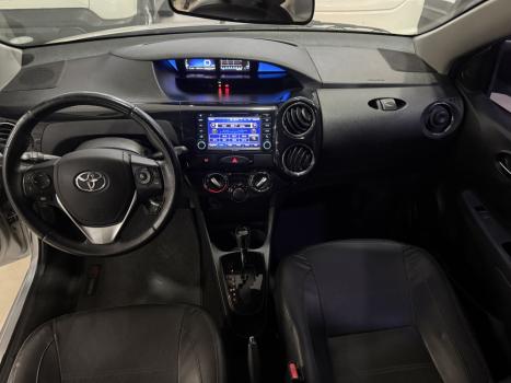TOYOTA Etios Hatch 1.5 16V 4P FLEX PLATINUM AUTOMÁTICO, Foto 8
