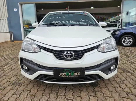 TOYOTA Etios Hatch 1.5 16V 4P FLEX XS, Foto 2