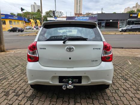TOYOTA Etios Hatch 1.5 16V 4P FLEX XS, Foto 4