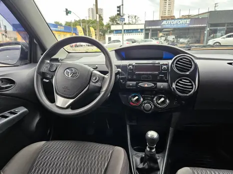 TOYOTA Etios Hatch 1.5 16V 4P FLEX XS, Foto 9