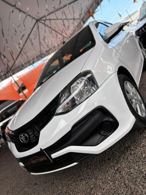 TOYOTA Etios Sedan 1.5 16V 4P FLEX X PLUS AUTOMTICO, Foto 4
