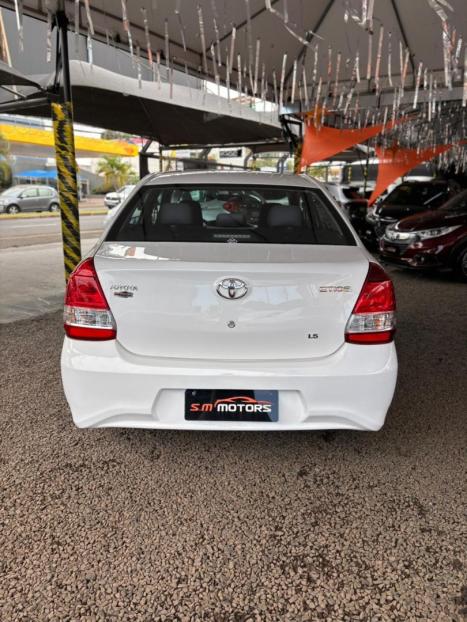 TOYOTA Etios Sedan 1.5 16V 4P FLEX X PLUS AUTOMTICO, Foto 9