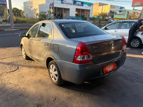 TOYOTA Etios Sedan 1.5 16V 4P FLEX XS, Foto 6