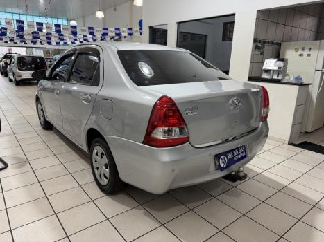 TOYOTA Etios Sedan 1.5 16V 4P FLEX XS, Foto 4