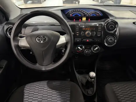 TOYOTA Etios Sedan 1.5 16V 4P FLEX XS, Foto 8