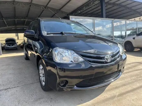 TOYOTA Etios Sedan 1.5 16V 4P FLEX X, Foto 2