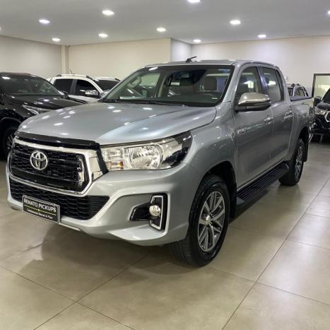 TOYOTA Hilux Caminhonete 2.8 16V SRV 4X4 DIESEL CABINE DUPLA AUTOMTICO, Foto 3