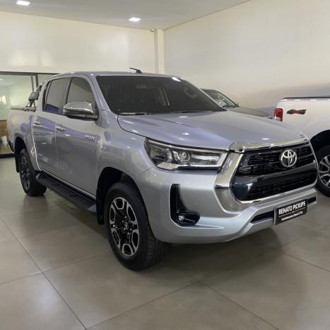 TOYOTA Hilux Caminhonete 2.8 16V SRV 4X4 DIESEL CABINE DUPLA AUTOMTICO, Foto 3