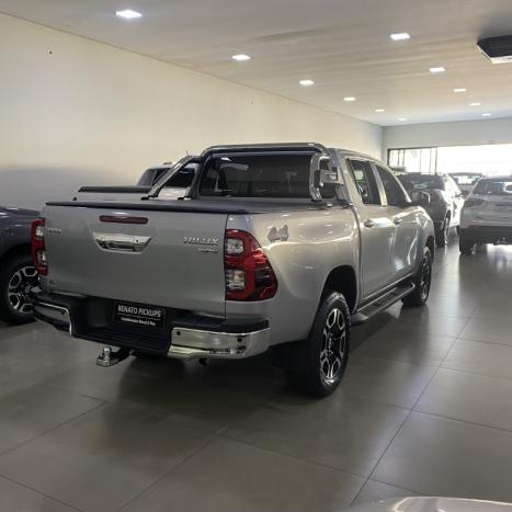 TOYOTA Hilux Caminhonete 2.8 16V SRV 4X4 DIESEL CABINE DUPLA AUTOMTICO, Foto 7