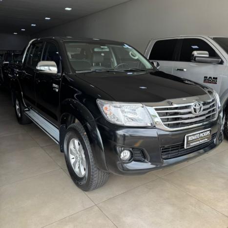 TOYOTA Hilux Caminhonete 2.7 16V 4P SRV FLEX 4X4  CABINE DUPLA AUTOMTICO, Foto 1
