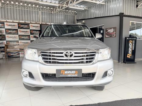 TOYOTA Hilux Caminhonete 2.7 16V 4P SRV FLEX CABINE DUPLA AUTOMTICO, Foto 2