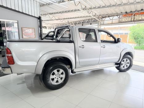TOYOTA Hilux Caminhonete 2.7 16V 4P SRV FLEX CABINE DUPLA AUTOMTICO, Foto 3