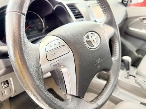 TOYOTA Hilux Caminhonete 2.7 16V 4P SRV FLEX CABINE DUPLA AUTOMTICO, Foto 9