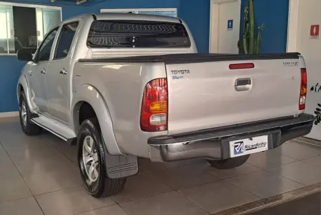 TOYOTA Hilux Caminhonete 2.7 16V 4P SR CABINE DUPLA AUTOM�TICO, Foto 3